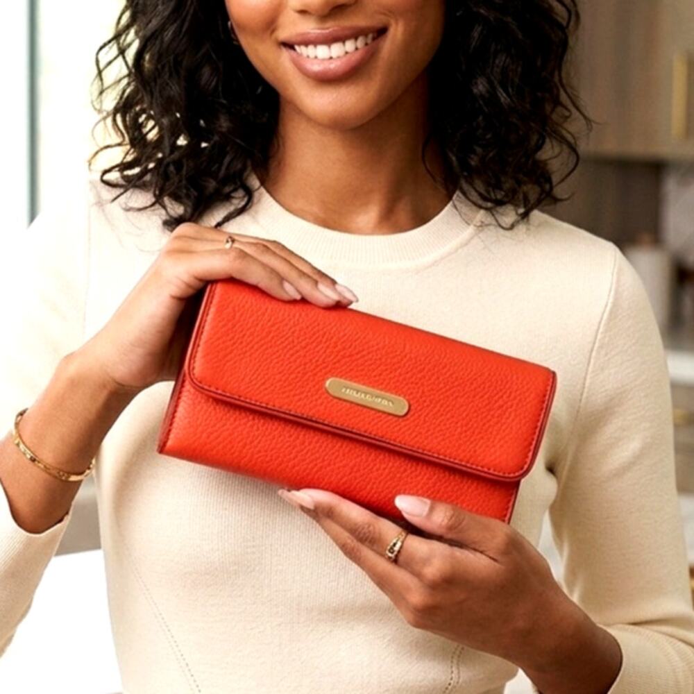 Michael Kors Austin Flat Continental Leather Wallet bright orange-red preppy